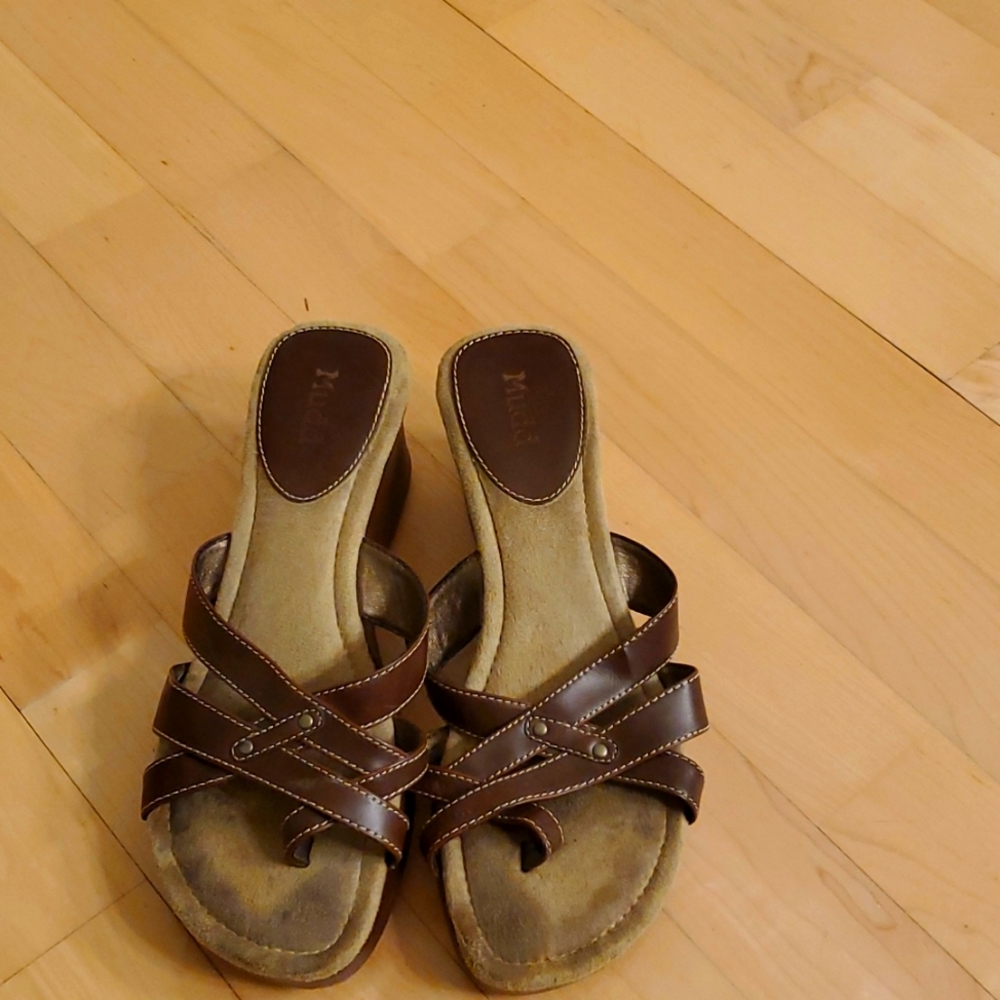 Womens sandals.
